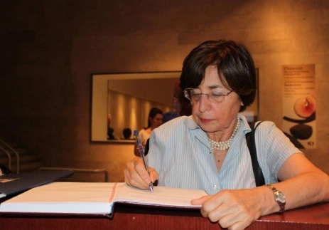 The Head of the Educational and Cultural Committee of the International Council of Museums (ICOM/CECA) Mrs. Emma Nardi visited the Cafesjian Center for the Arts