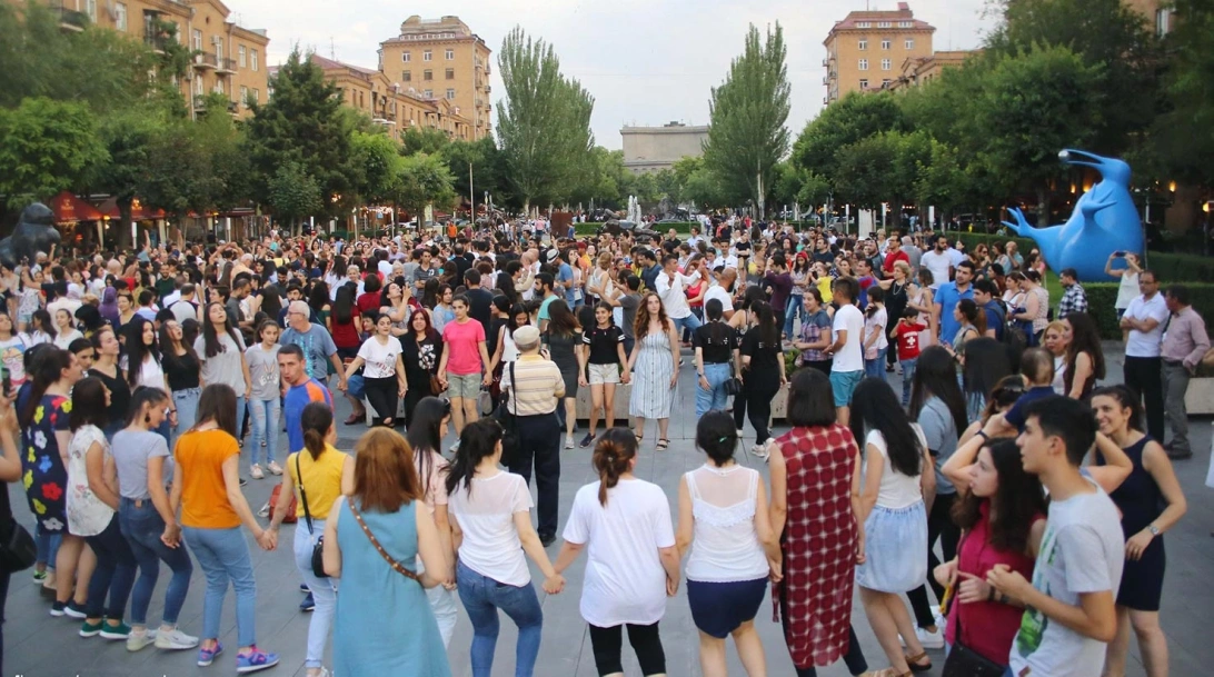 Մեր պարերը և մենք 2016