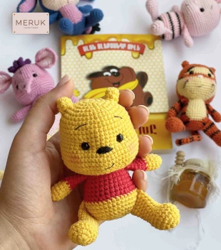 Knitted doll N2