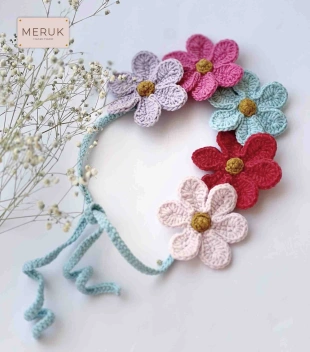 Crocheted hair band