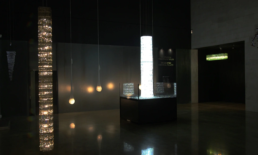 Installation of "Swarovski Crystal Palace Collection" at the Cafesjian Center for the Arts